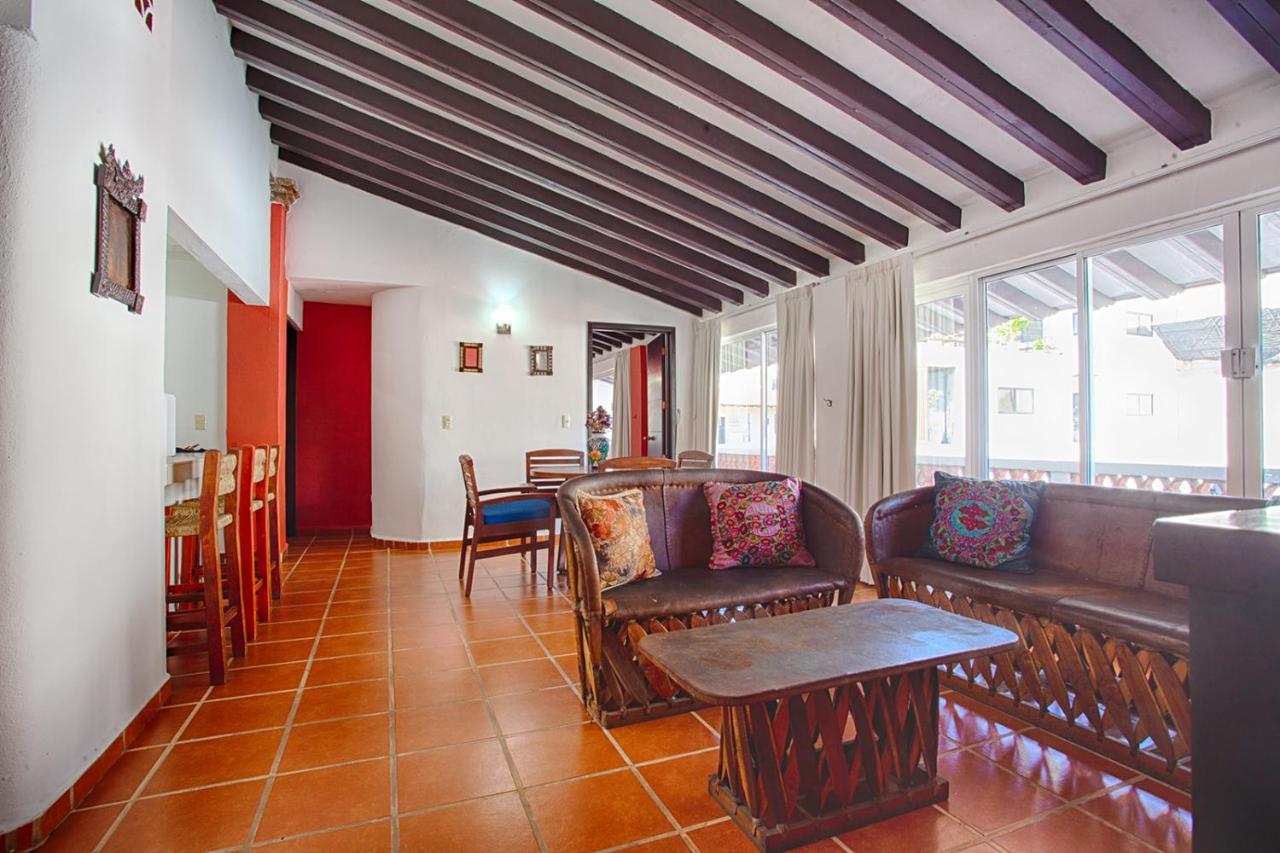 La Iguana Vallarta Lgbt Adults Only - Romantic Zone - Party Clubbing Street 푸에르토 발라타 외부 사진