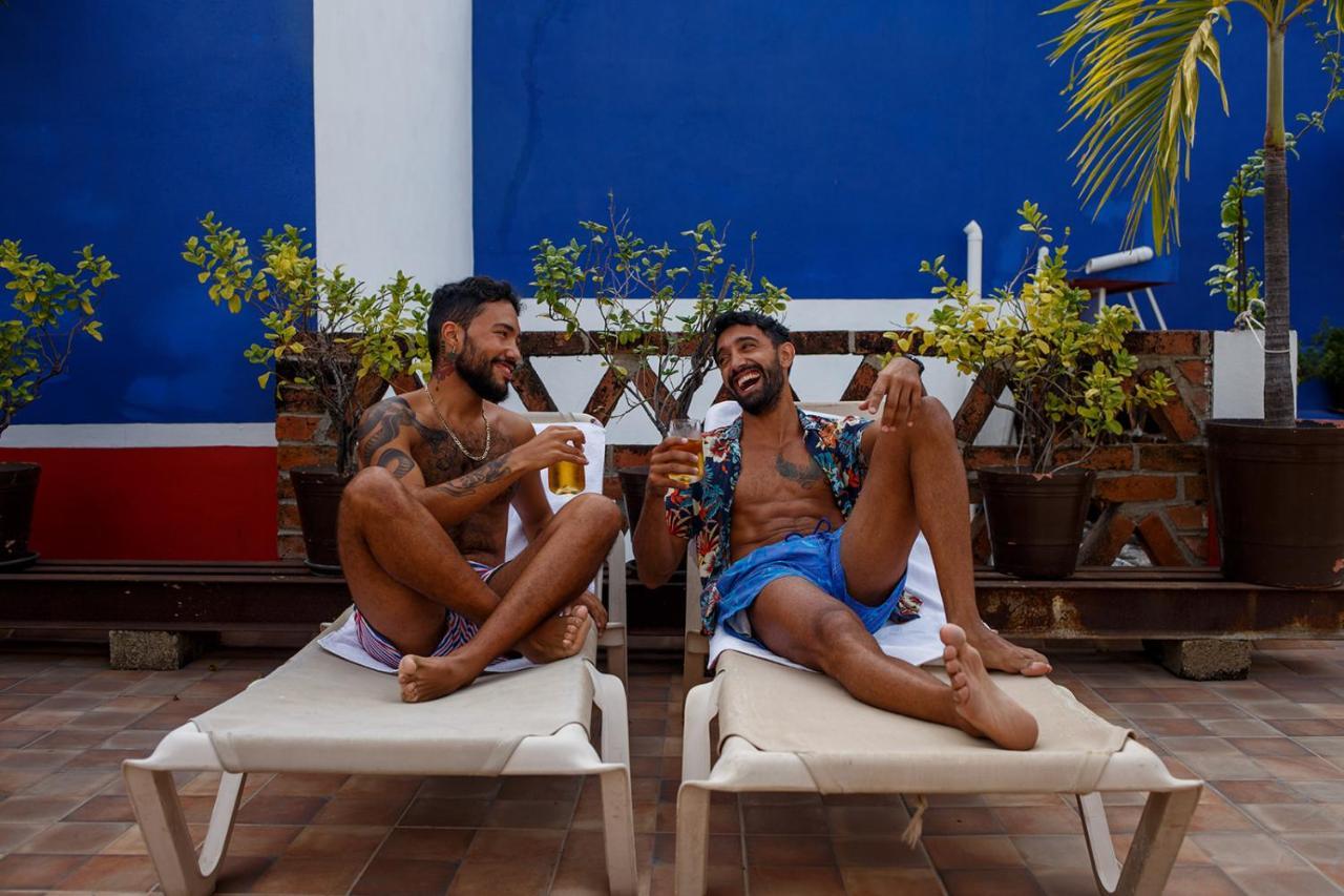 La Iguana Vallarta Lgbt Adults Only - Romantic Zone - Party Clubbing Street 푸에르토 발라타 외부 사진