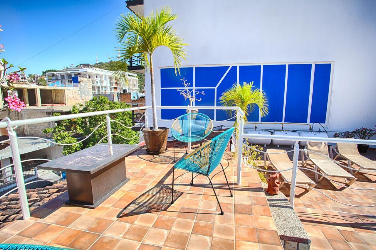 La Iguana Vallarta Lgbt Adults Only - Romantic Zone - Party Clubbing Street 푸에르토 발라타 외부 사진